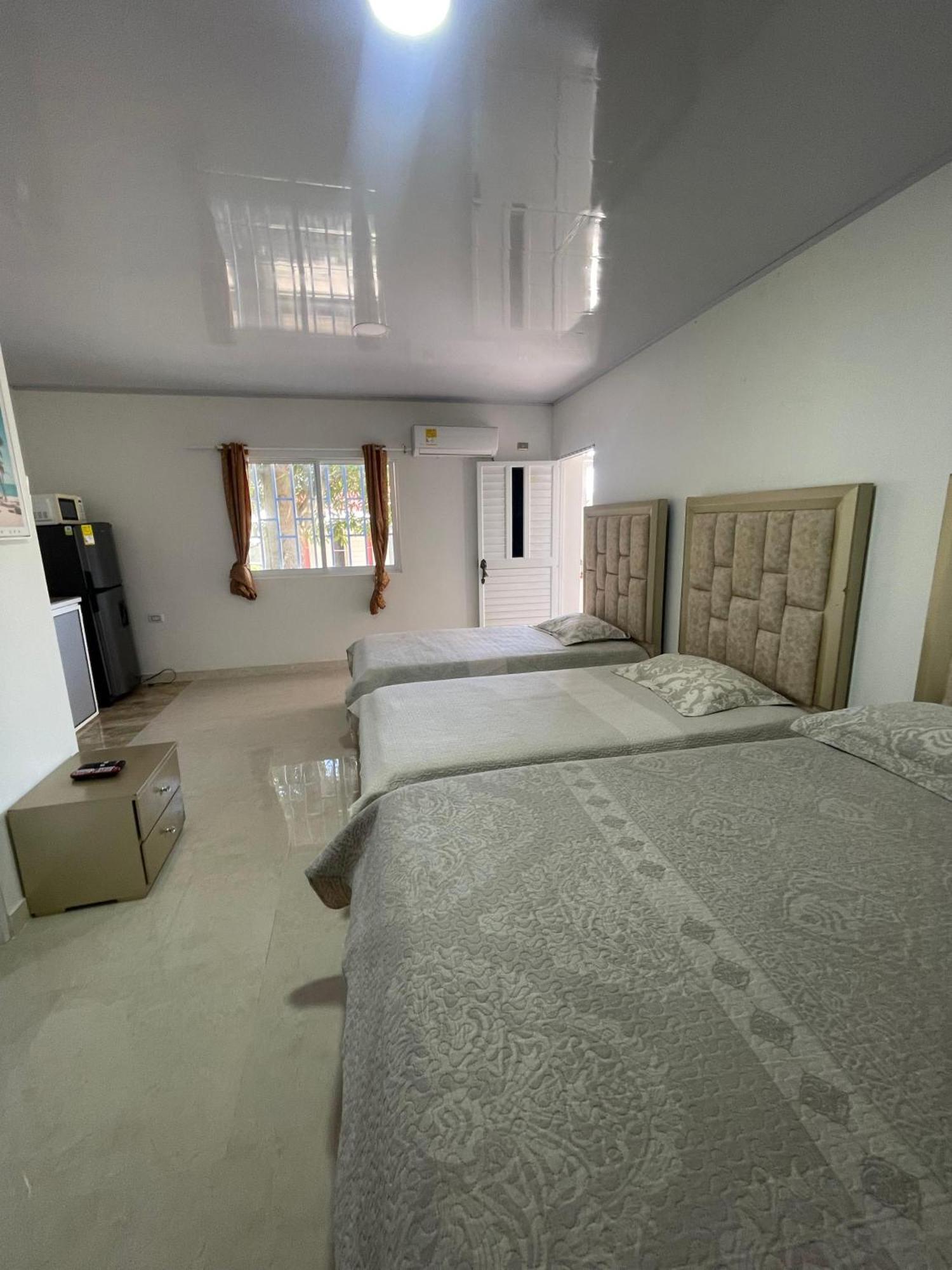 Posada Three Cay Suites Rocky Point 外观 照片